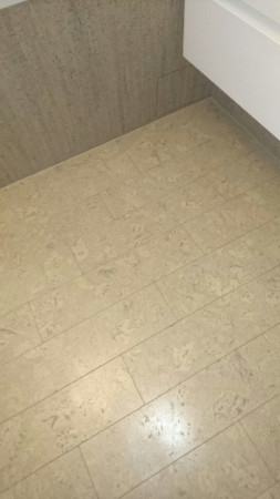 Настенное и напольное покрытие в ванной комнате